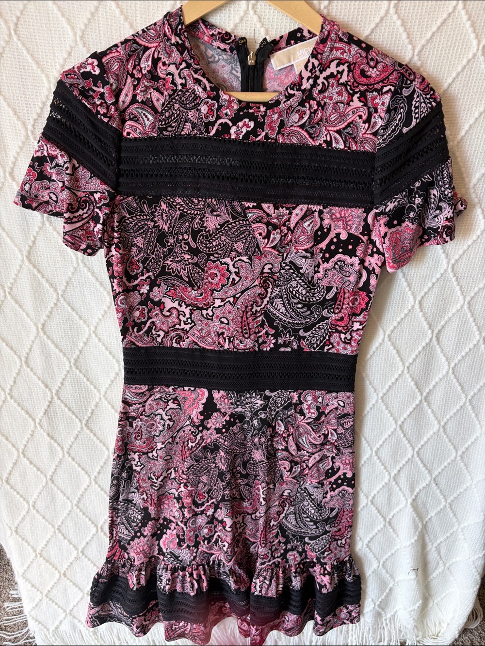 Womens Michael by Michael Kohrs Pink Paisley Short Sleeve Dress with Black Trim